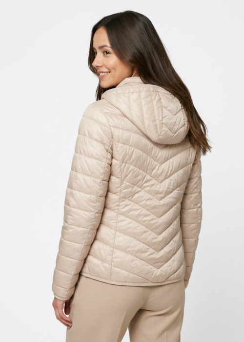 Betty Barclay pavasario-rudens striukė