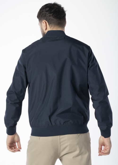 Matinique pavasario-rudens striukė Maclay