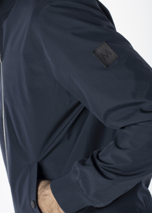 Matinique pavasario-rudens striukė Maclay