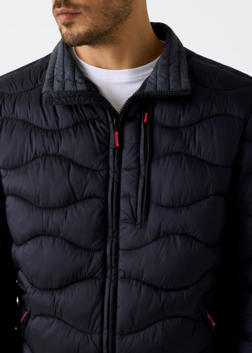 Guess pavasario-rudens striukė Quilted