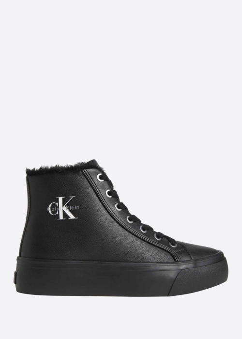 Calvin Klein aulinukai