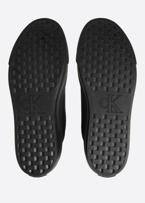 Calvin Klein aulinukai