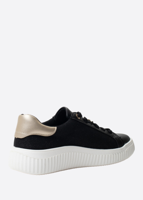 Remonte laisvalaikio bateliai