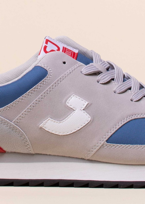 SJ laisvalaikio bateliai