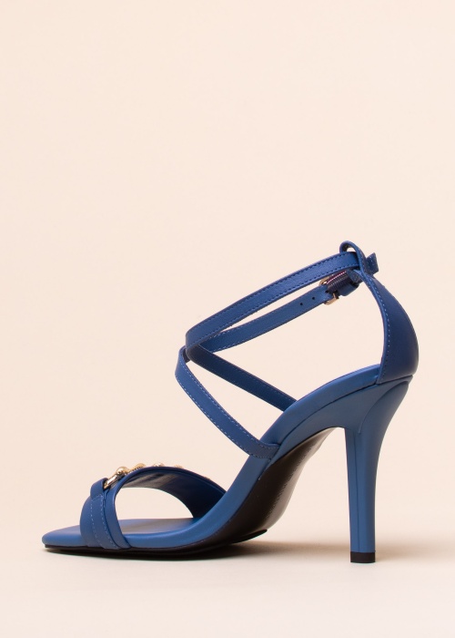 Tommy Hilfiger bateliai