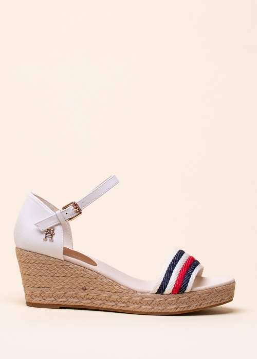 Tommy Hilfiger bateliai