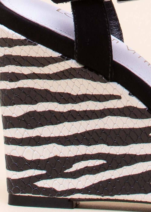 Loretta Vitale bateliai