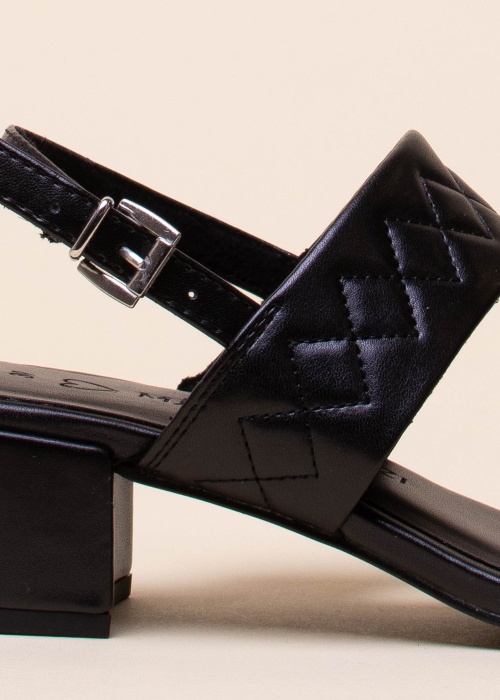 Marco Tozzi bateliai