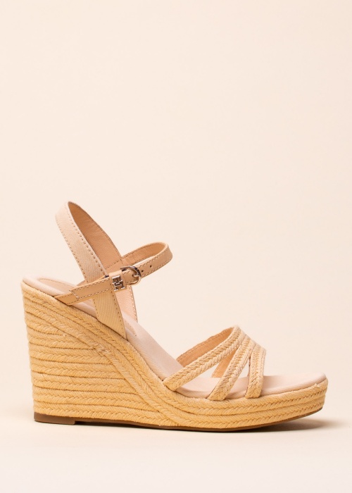 Tommy Hilfiger bateliai