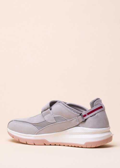 Jana laisvalaikio bateliai