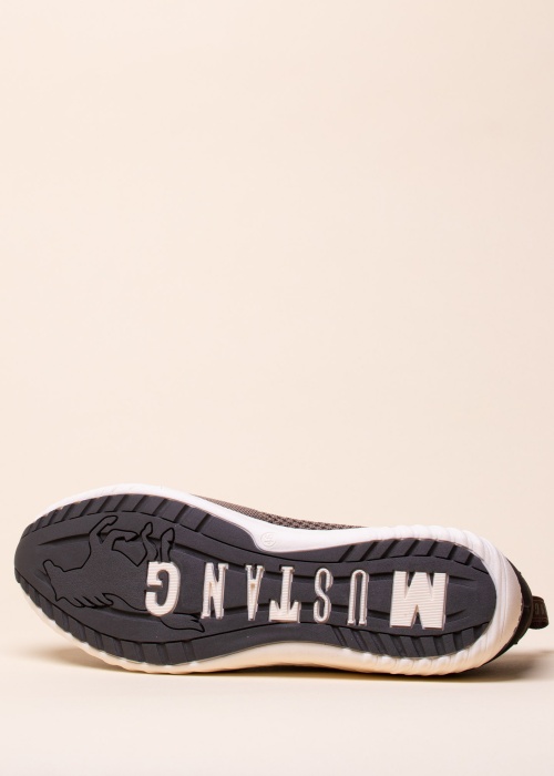 Mustang laisvalaikio bateliai