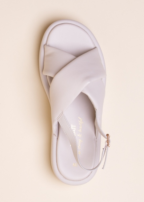 Bagatt bateliai Hanoi