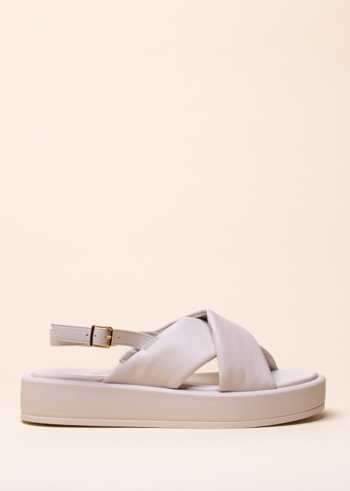 Bagatt bateliai Hanoi