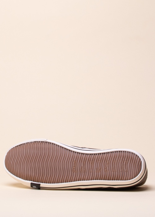 Mustang laisvalaikio batai