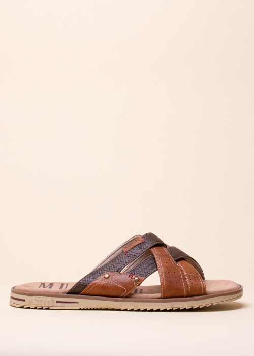 Mustang sandalai