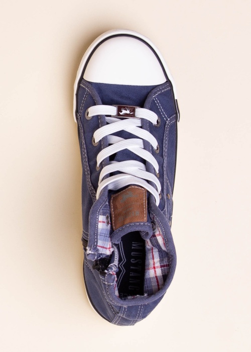 Mustang laisvalaikio batai