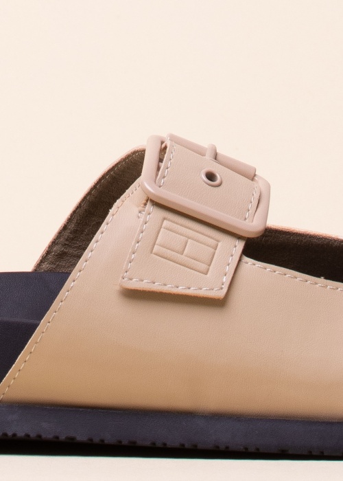 Tommy Jeans sandalai