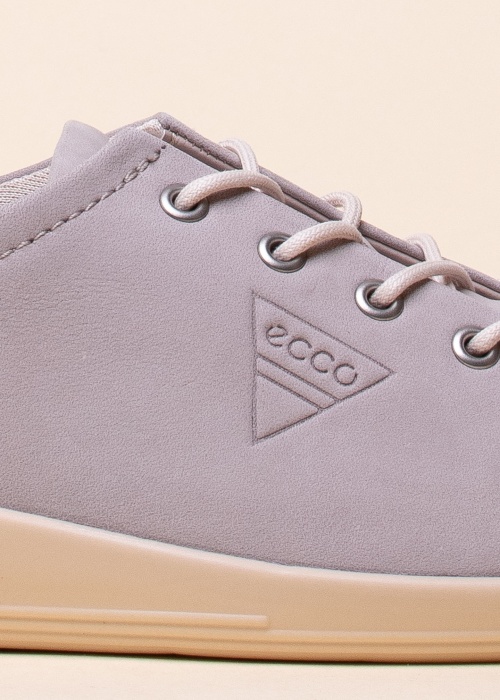 Ecco laisvalaikio bateliai