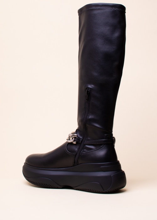 Liu-Jo batai June 20