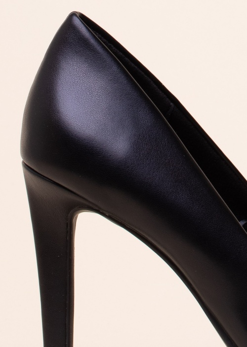 Marco Tozzi bateliai