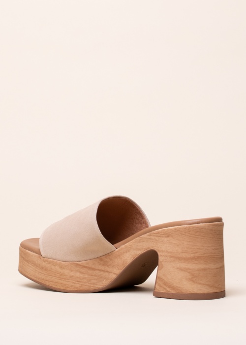 Musse & Cloud bateliai Tana