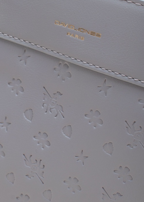 David Jones rankinė