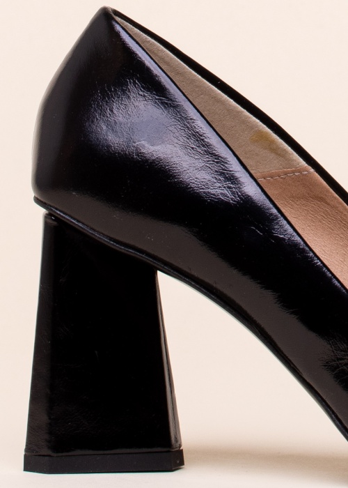 Bullboxer uždari bateliai