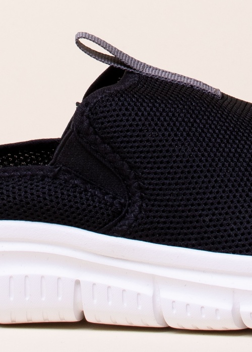 Lundeberg sandalai Holti