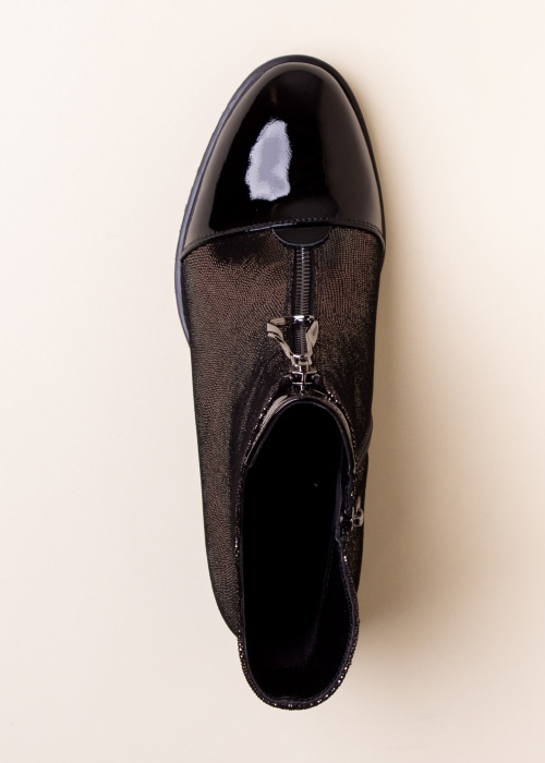 Loretta Vitale aulinukai