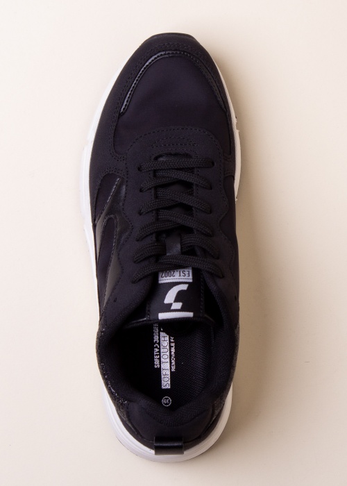 SJ laisvalaikio bateliai