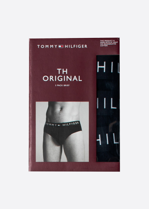 Tommy Hilfiger kelnaitės dėžutėje 3 poros