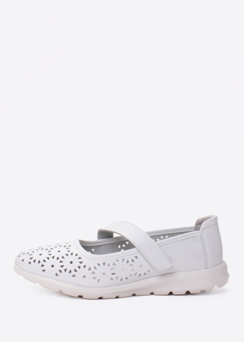 Lunde bateliai Helga