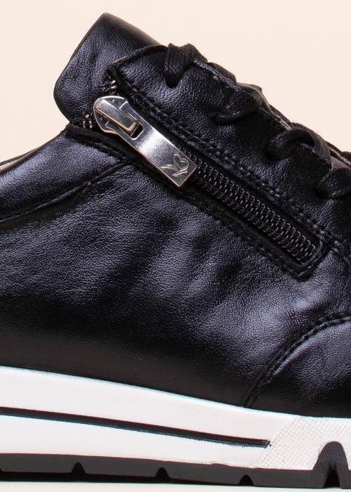 Caprice laisvalaikio bateliai