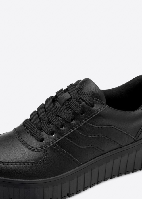 Jana laisvalaikio bateliai