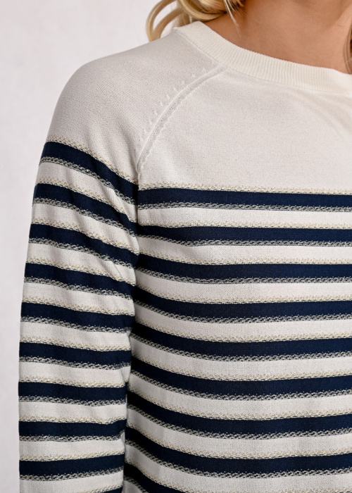 Molly Bracken megztinis