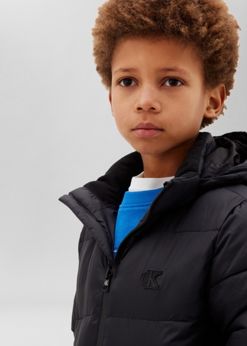 Calvin Klein dygsniuota žiemine striuke Essential