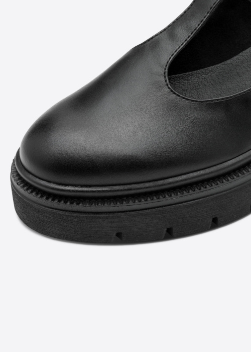 Marco Tozzi bateliai