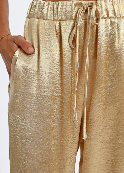 Lili Sidonio kelnės