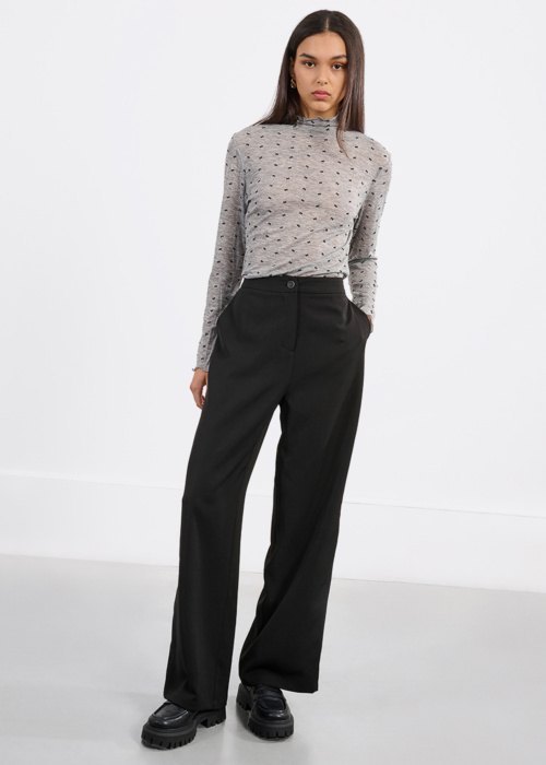 Lili Sidonio kelnės