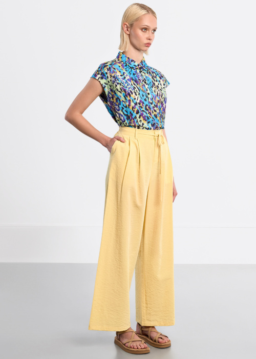 Lili Sidonio kelnės