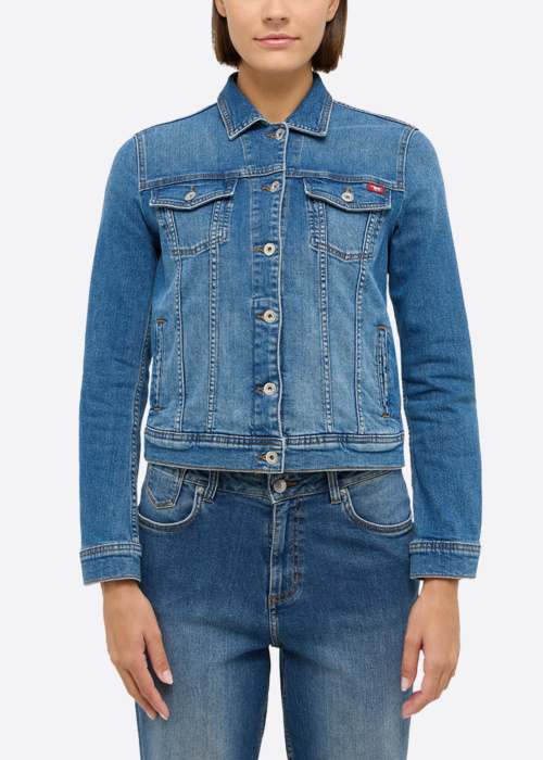 Mustang striukė Santa