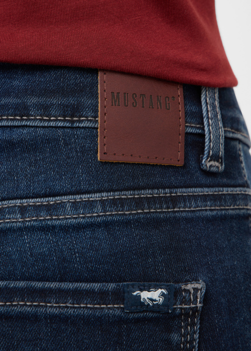 Mustang džinsu bikses Crosby