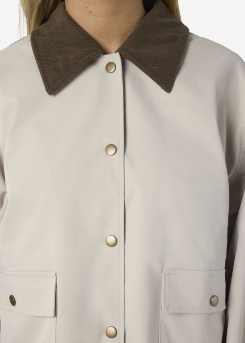 Noisy May pavasario-rudens striukė Nora