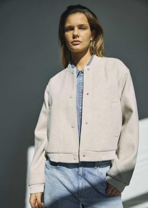 Noisy May pavasario-rudens striuke Eddi