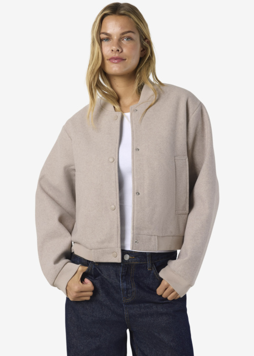 Noisy May pavasario-rudens striuke Eddi