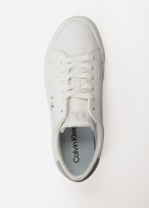 Calvin Klein laisvalaikio batai Vulc Flatf Lth Silver Logotipas Tag