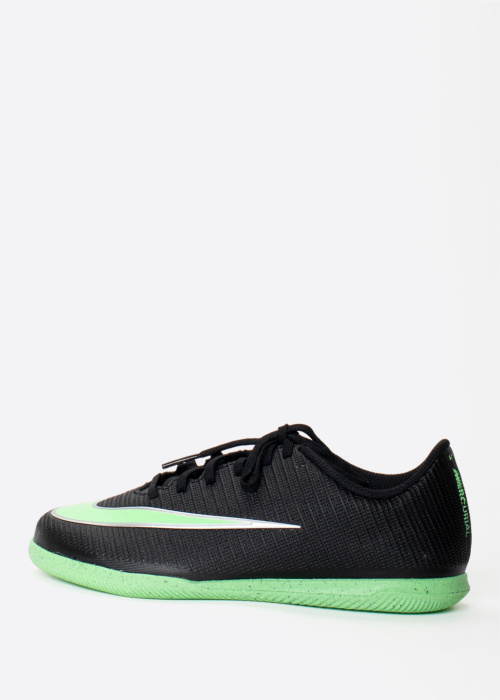 Nike futbolo bateliai Jr Vapor 17 Club Ic