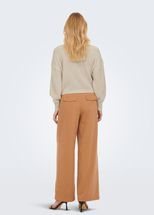 Only megztinis Carol