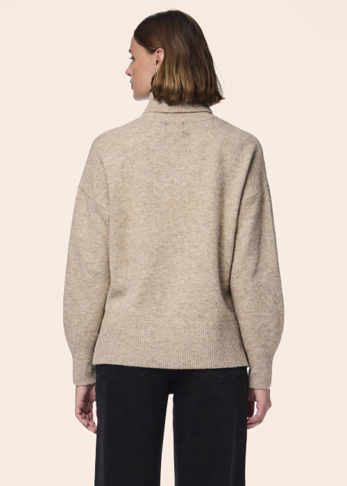 Pieces megztinis Malou