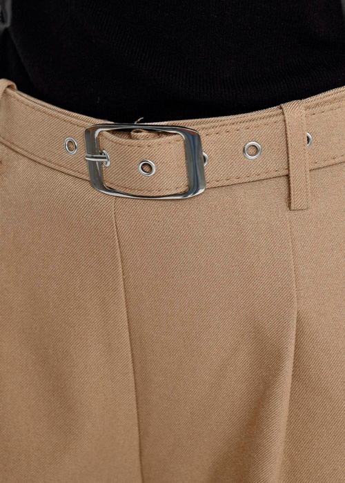 Lili Sidonio kelnės